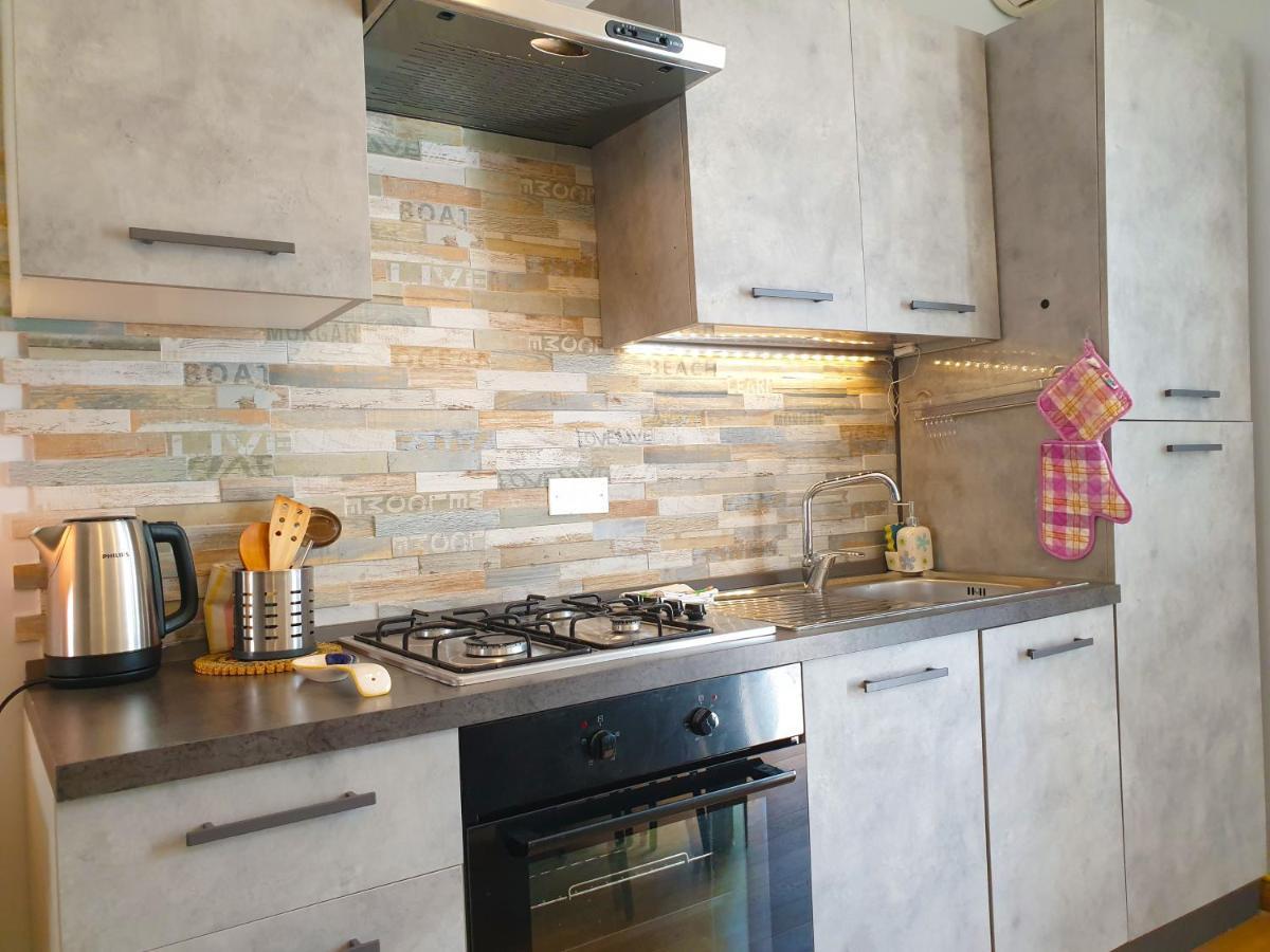 Baribello - 3 Bedrooms 3 Bathrooms - Station Apartamento Bari