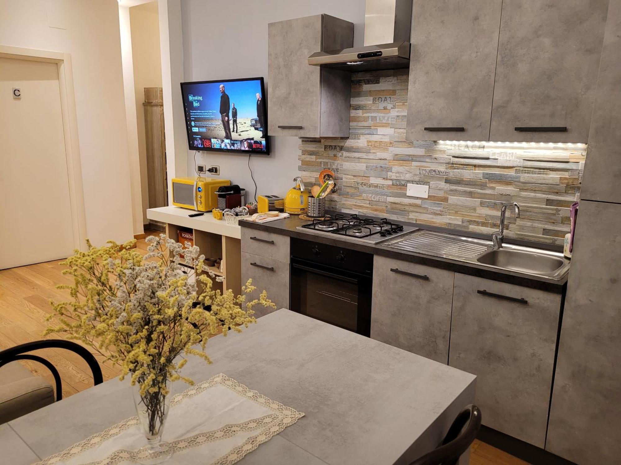 Baribello - 3 Bedrooms 3 Bathrooms - Station Apartamento Bari